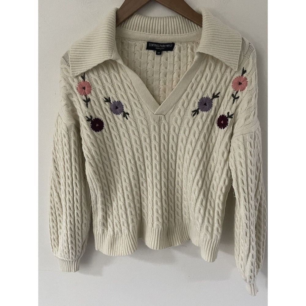 Central Park West XS Beige Floral Cable Knit 3/4 Sleeve “RTR” Designer Sweater